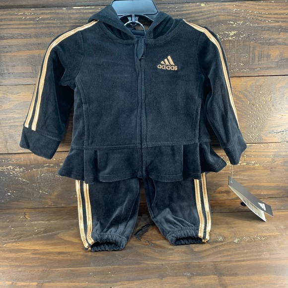 Adidas Little Girls ZIP up Velour Jacket and Pants - Picture 3 of 7